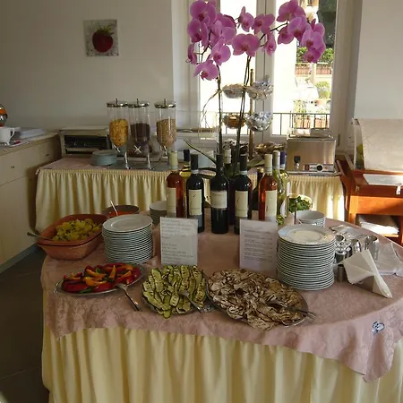 Hotel Orchidea 3*
