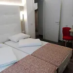 Orchidea 3* Μπαρντολίνο